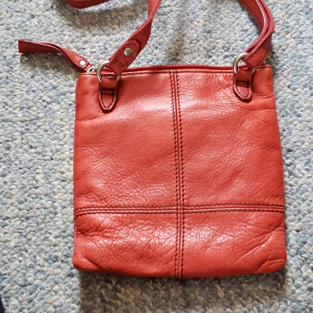 Fossil Crossbody - Picture 2 of 4